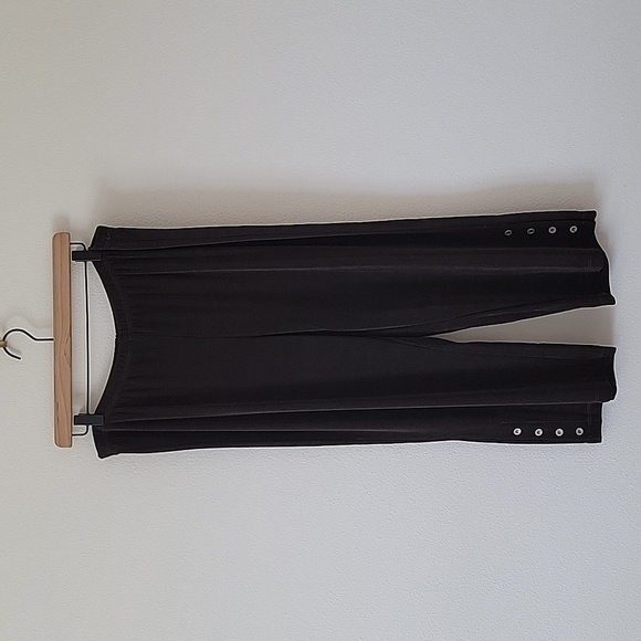 Chico's Travelers Chocolate Brown Button Crop Crop Pants Size Large - Picture 1 of 5